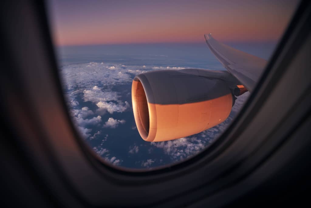 airplane window1
